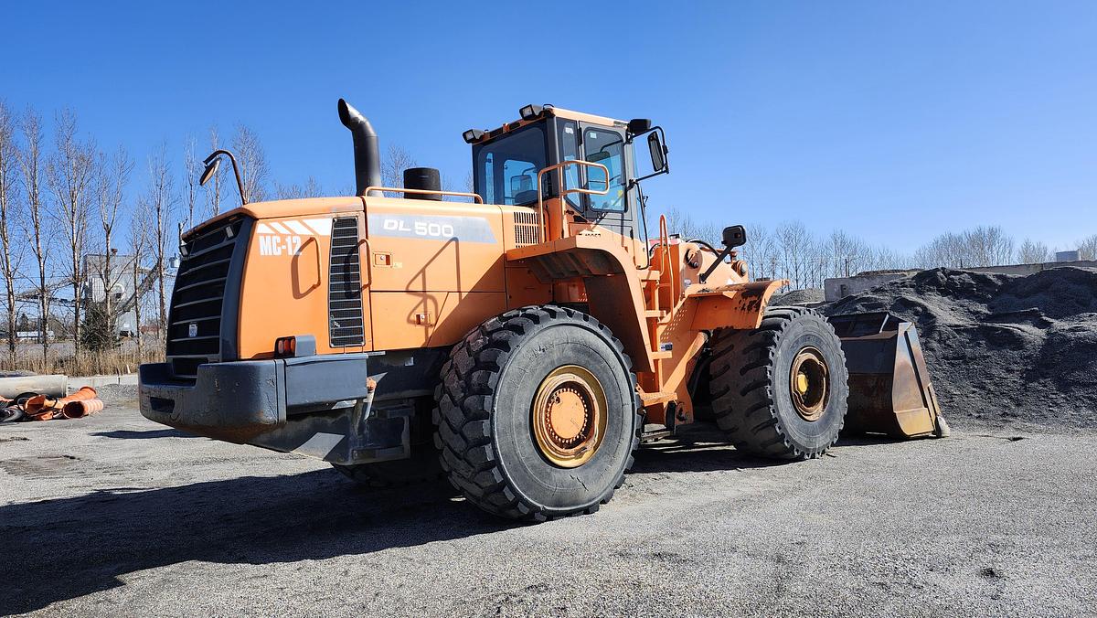 Used 2011 Doosan DL500