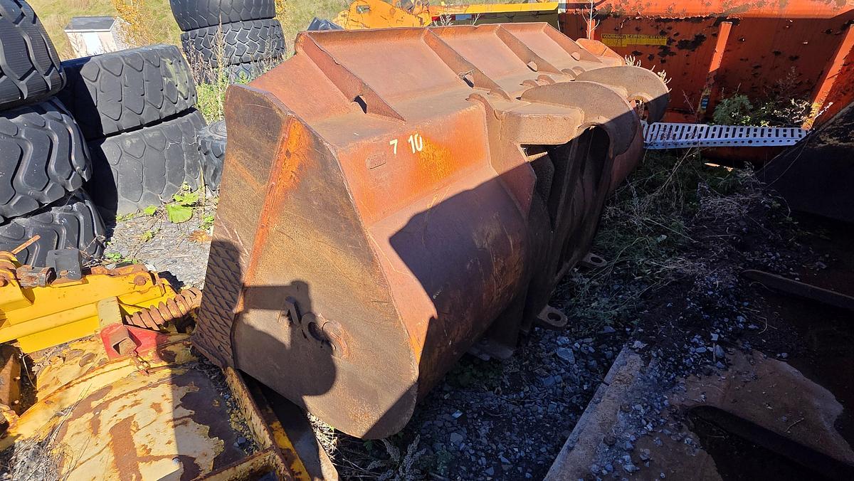 Used ACS 102 in Bucket