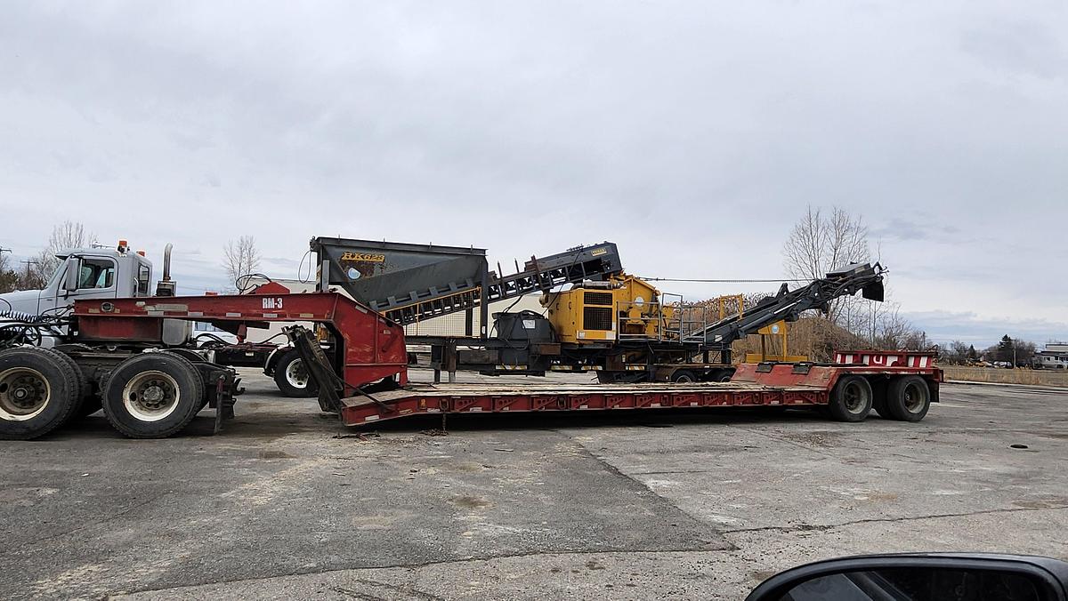 Used 1991 JC Trailers 2 axles / 24' x 102"