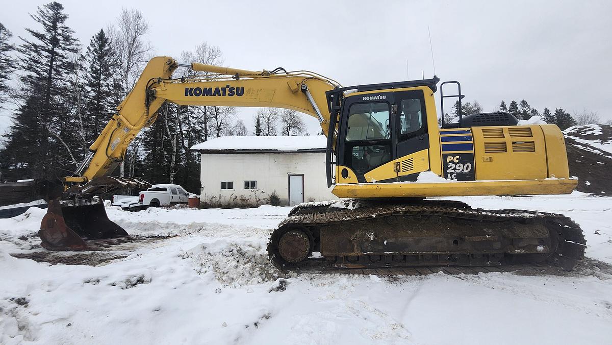 Used 2012 Komatsu PC290LC10