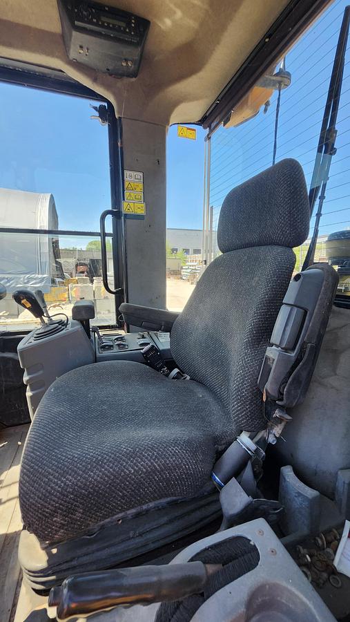 Used 2012 Caterpillar 930H