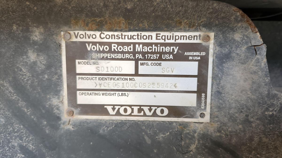 Used 2011 Volvo SD100D