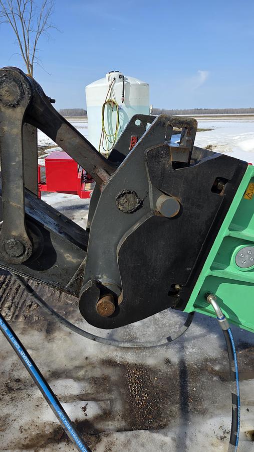 Used 2018 John Deere 210G