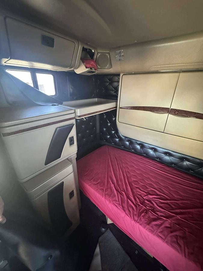 Used 2016 International Eagle 9900i