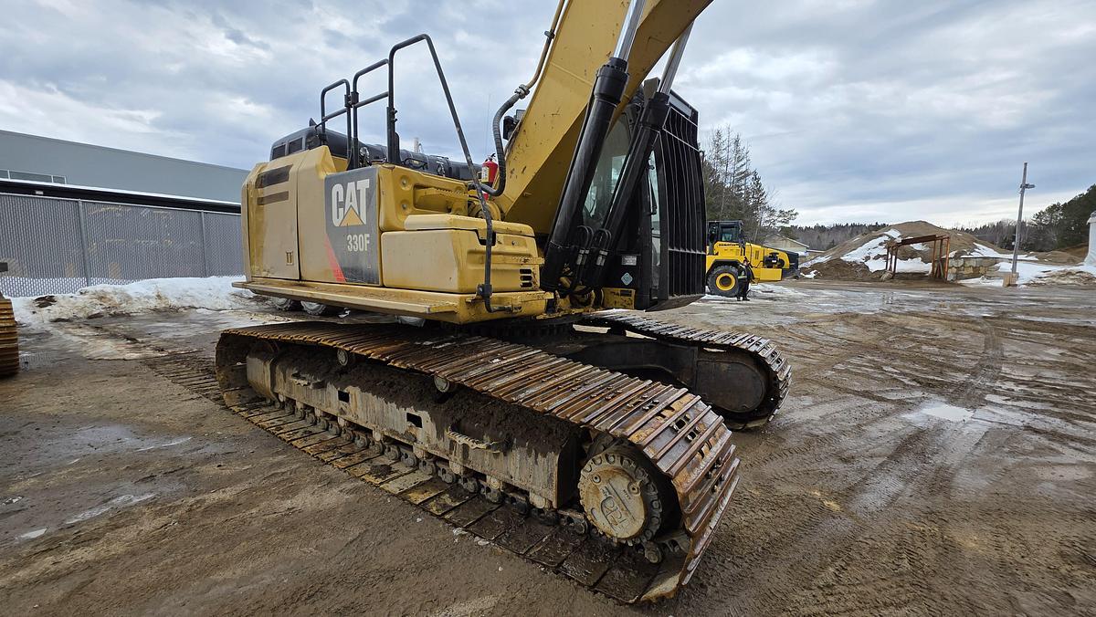 Used 2016 Caterpillar 330F
