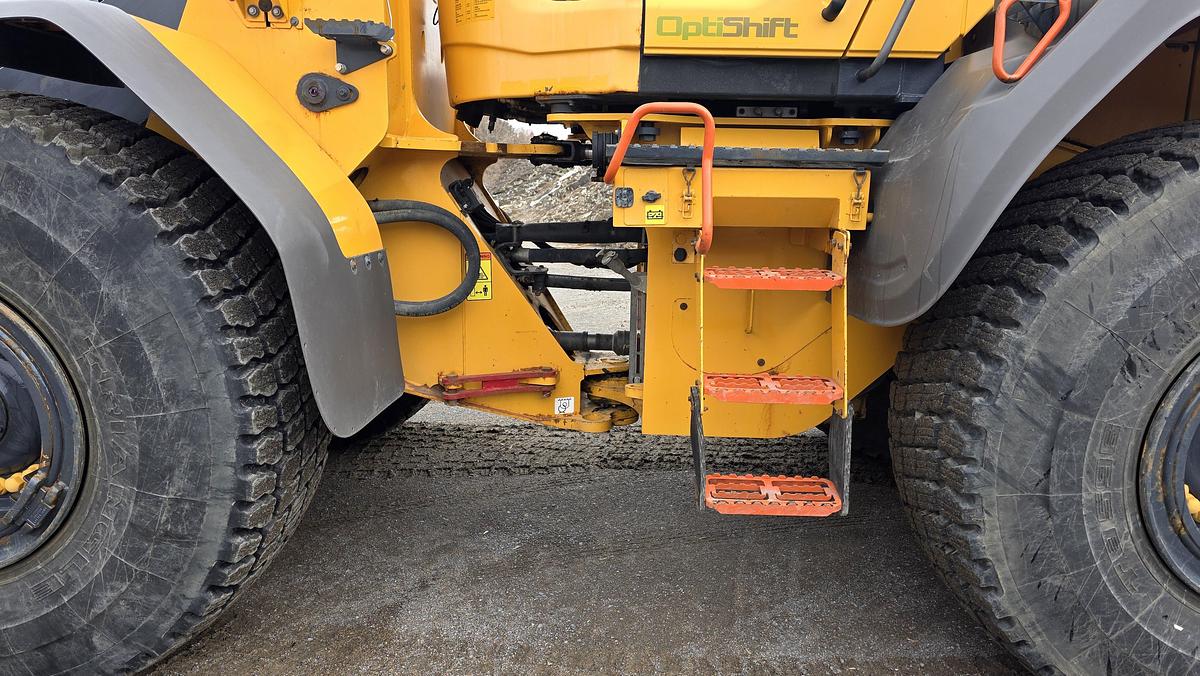 Used 2018 Volvo L110H