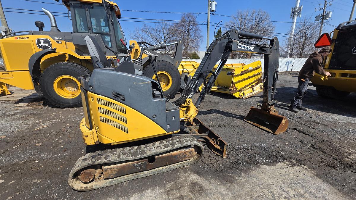 Used 2012 John Deere 17D