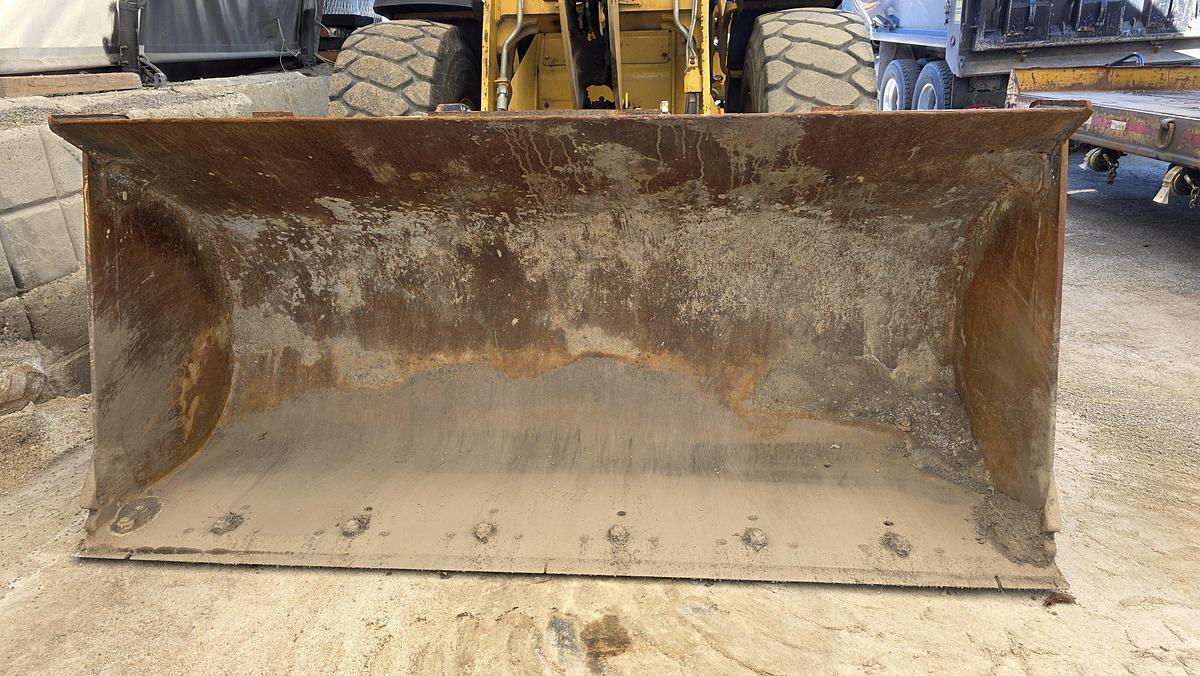 Used 2013 Caterpillar 924K