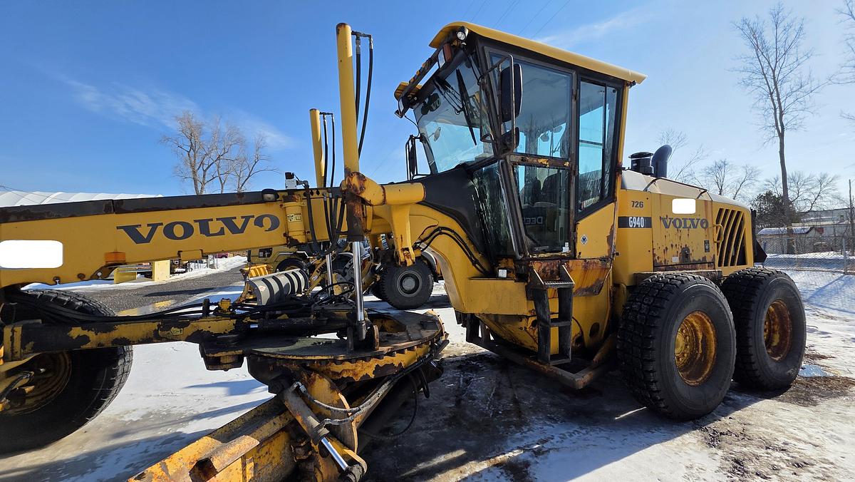 Used 2009 Volvo G940