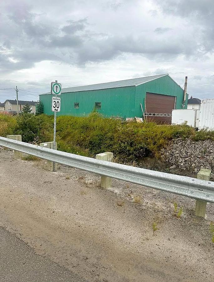 Used 1999 Fold Away 100x40