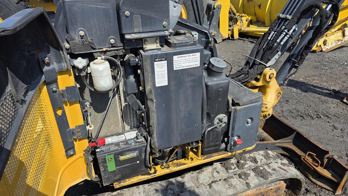 Used 2012 John Deere 17D