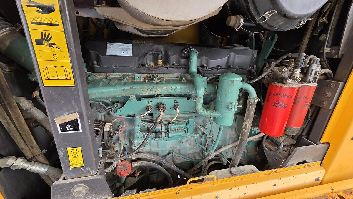 Used 2014 Volvo G970