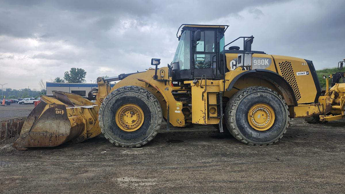 Used 2012 Caterpillar 9