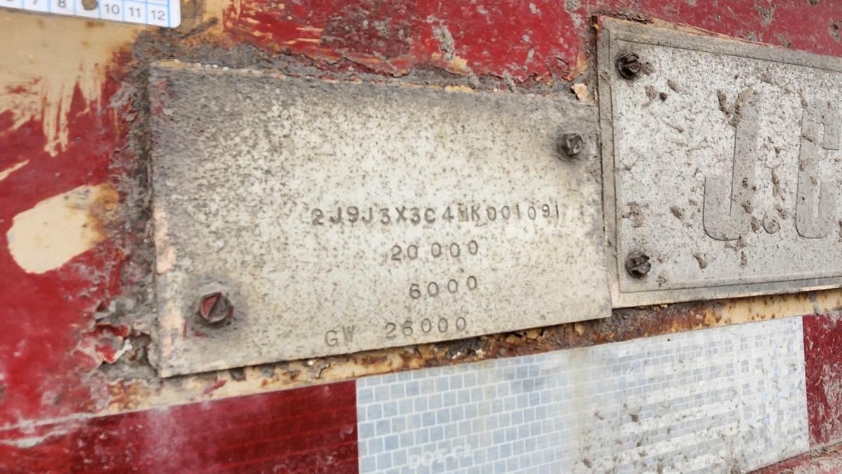 Used 1991 JC Trailers 2 axles / 24' x 102"