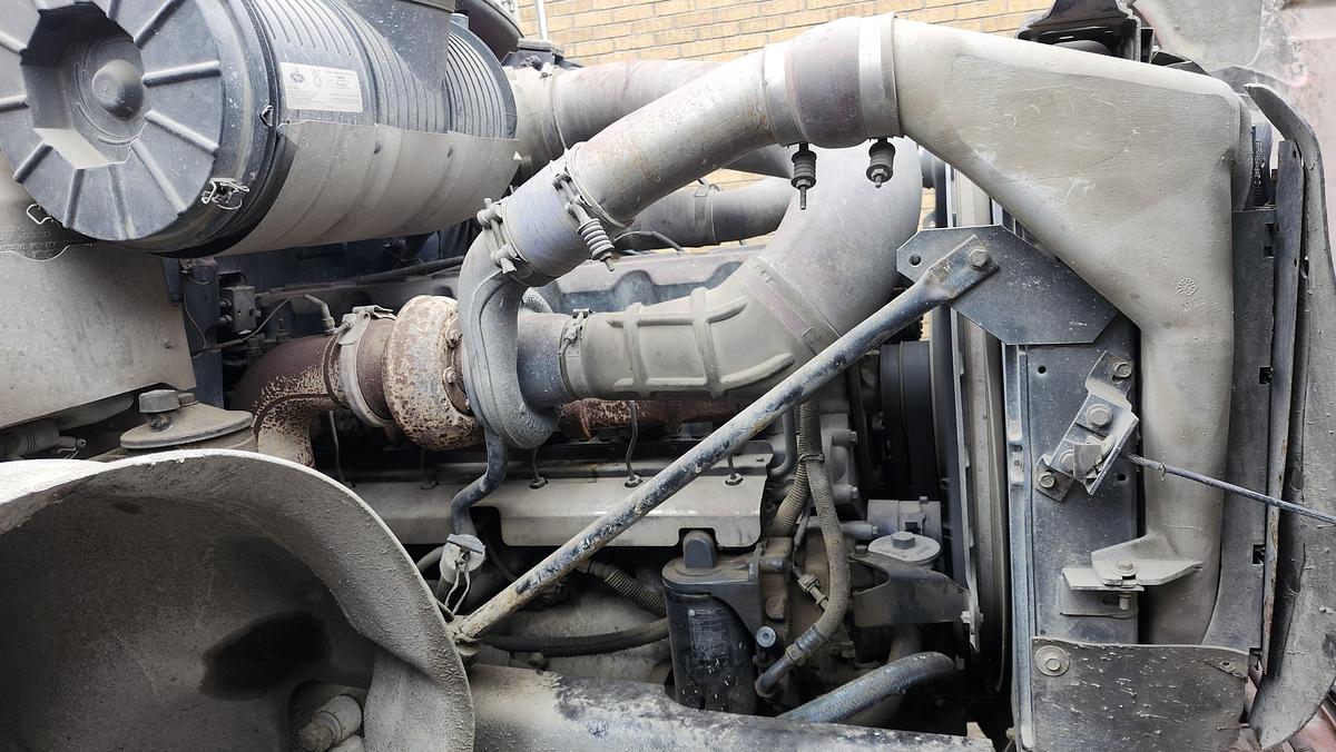 Used 2005 Mack Granite