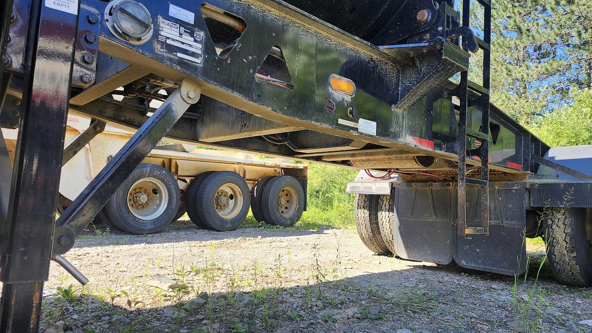 Used 2018 Midland TW2500 Lead Side Dump