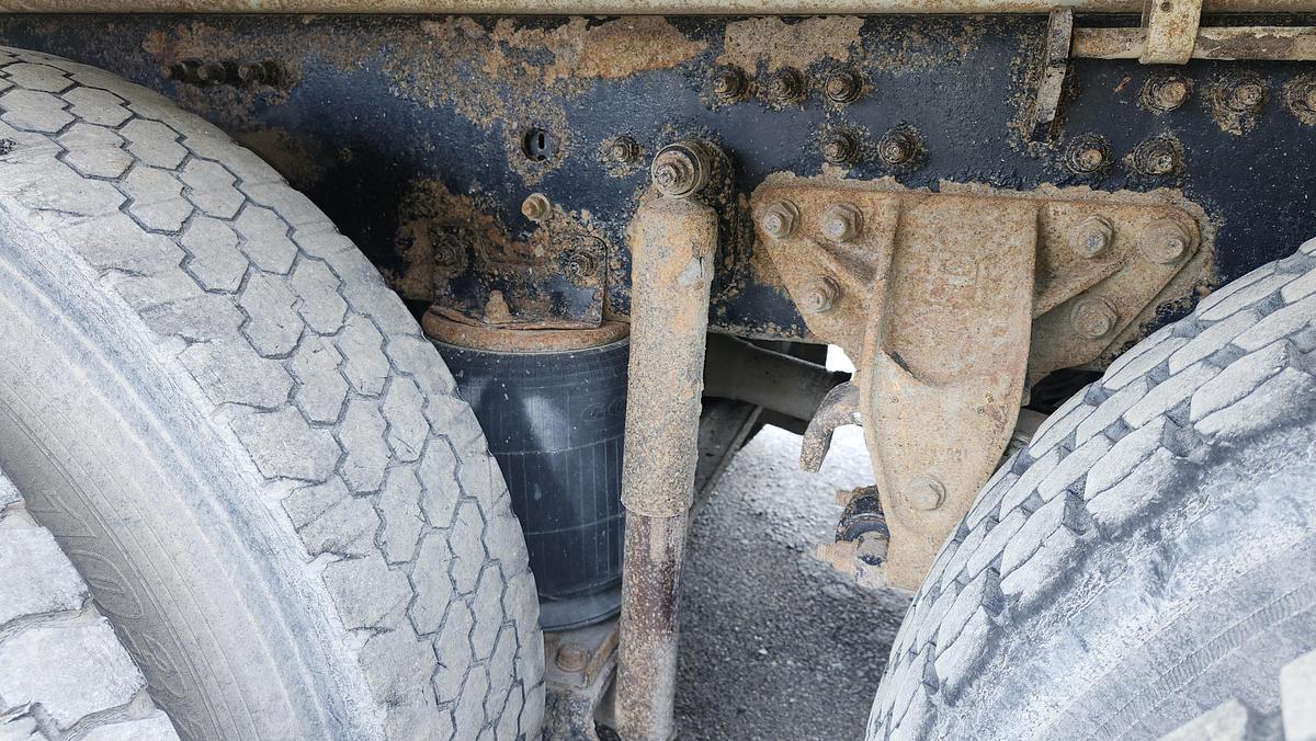 Used 2006 Mack CT713