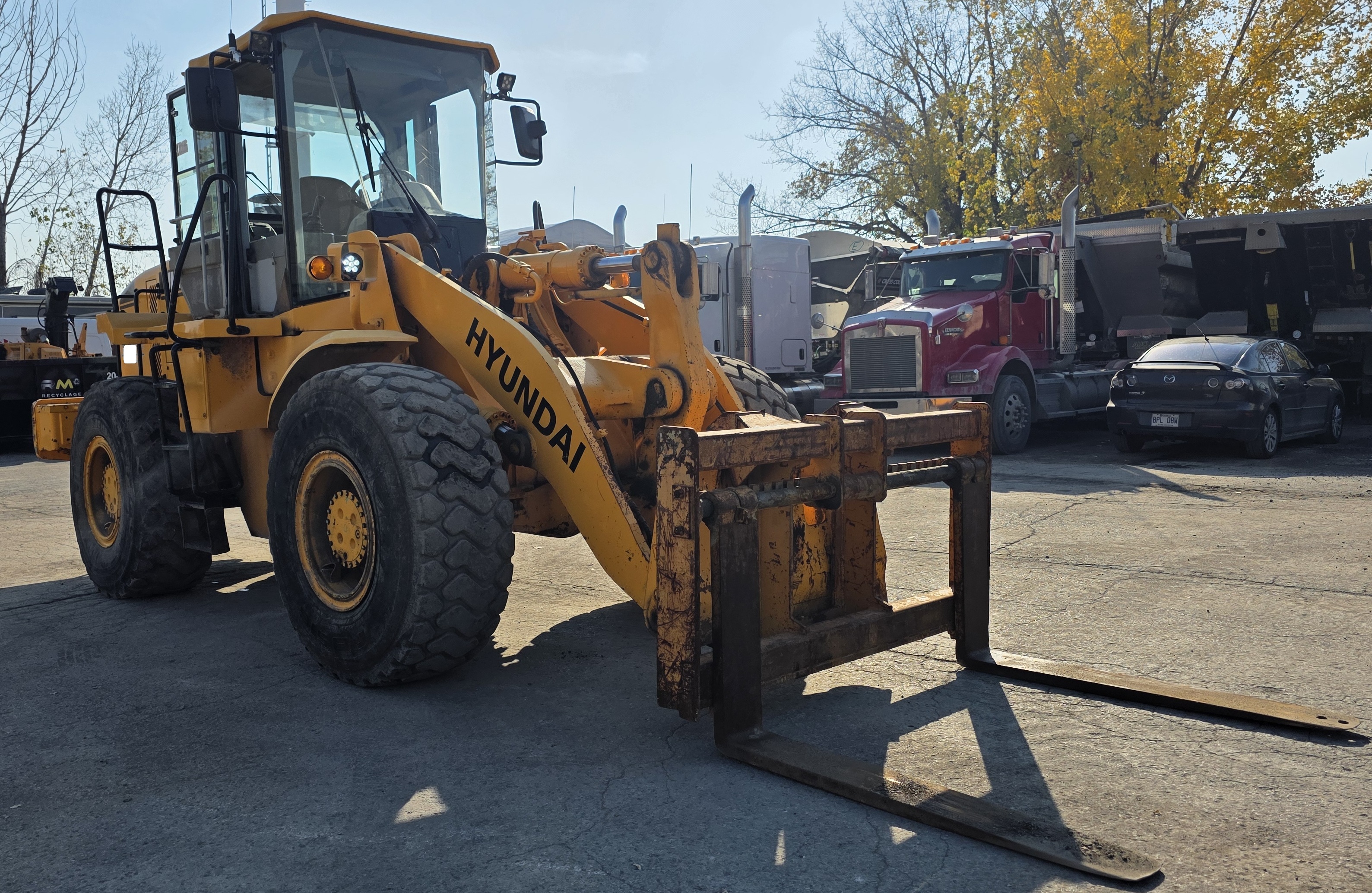Used 2006 Hyundai 757-7