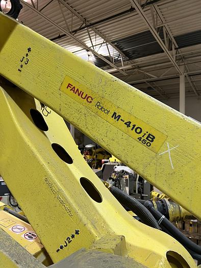Used FANUC M410iB/450 WITH R30iB CONTROLLER