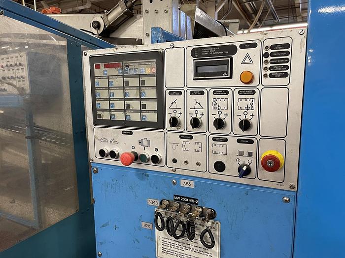 Used MARTIN 924 4 COLOR FLEXO FOLDER GLUER