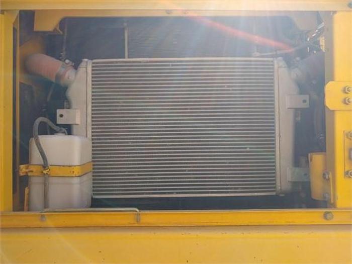 Used 2006 KOMATSU PC220 LC-8