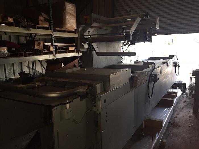 Refurbished MULTIVAC 5200 ROLLSTOCK THERMOFORM PACKER (#731C)