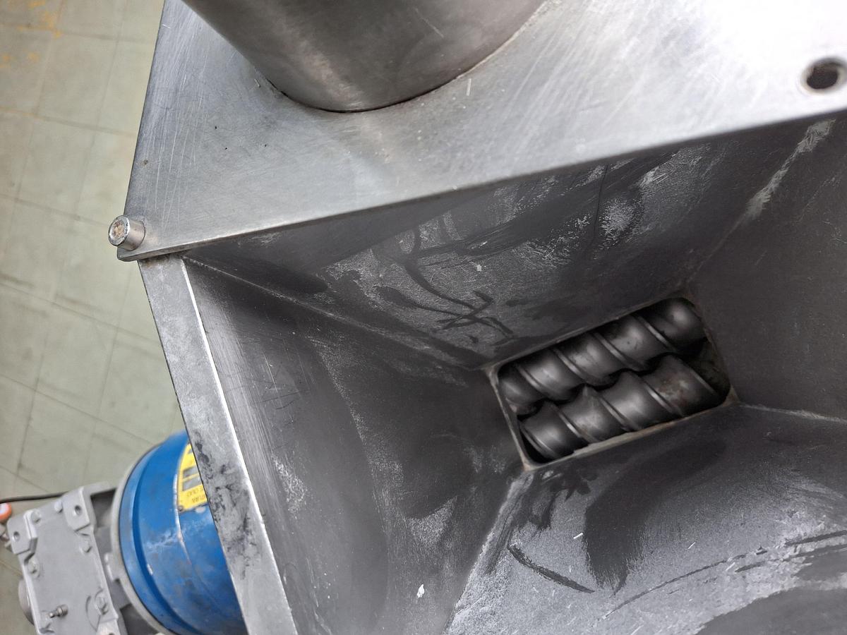 Refurbished twin-screw compounding extruder COMAC EBC60 co-rotating 60 mm diam. 42 L/D