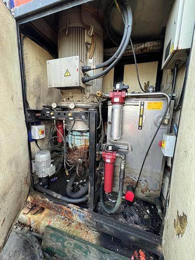 Used USED TYRE RECYCLING LINE MTB+ELDAN 1 Ton/h in 20 mm. (1st machine yields abt.10 T/h in chopped size)