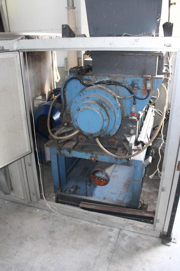 Refurbished MECCANOPLASTICA 1000 mm 75 kw,