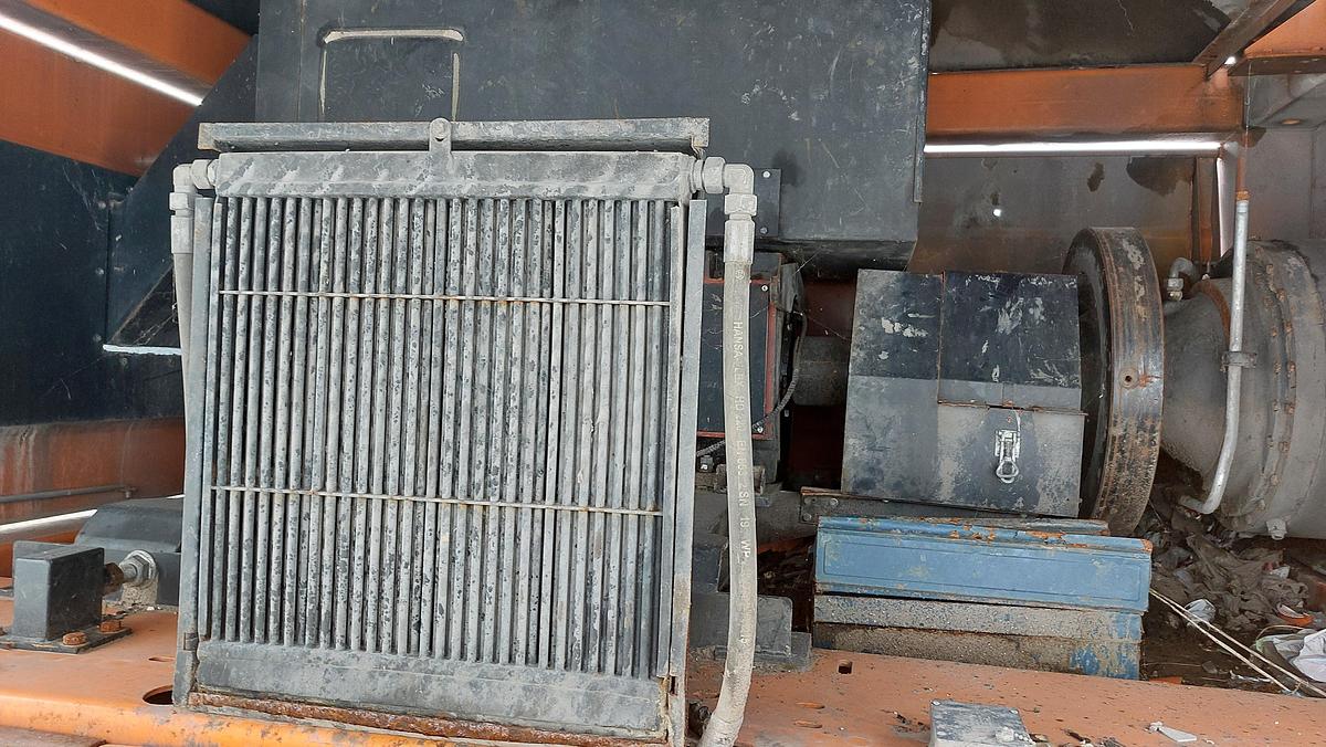 Used DOPPSTADT single shaft shredder DW 306 Ceron