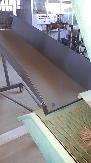 FEEDING SLIDE for vertical mixers