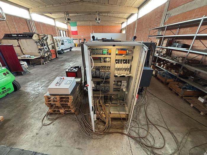 Refurbished 2001 VECOPLAN TWIN SHAFT SHREDDER 220 KW VNZ 3000 double-rotor shredder