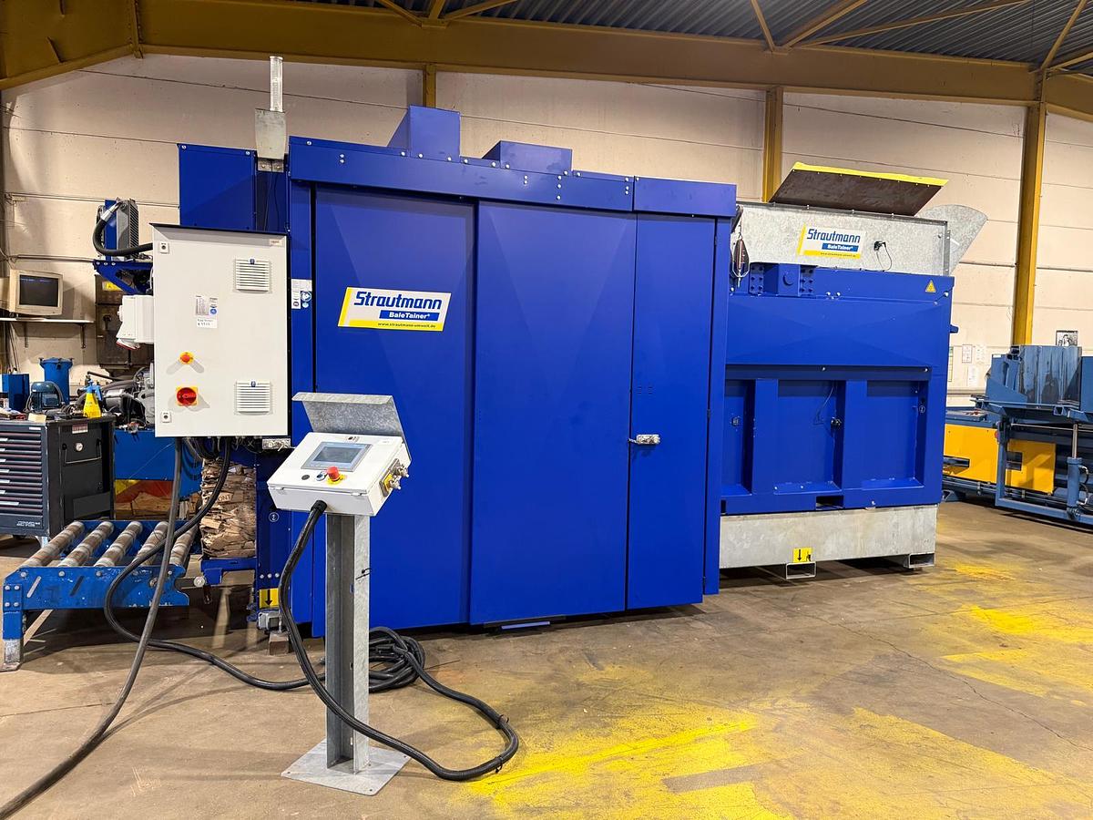 Used 2022 STRAUTMANN Baler BaleTainer