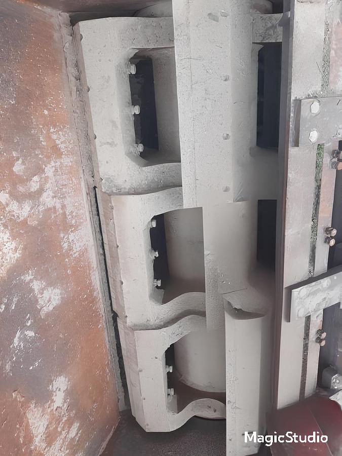 Refurbished 2005 PELLIZZOLI Heabìvy duty granulkator 1.500 mm (59") 132 kW