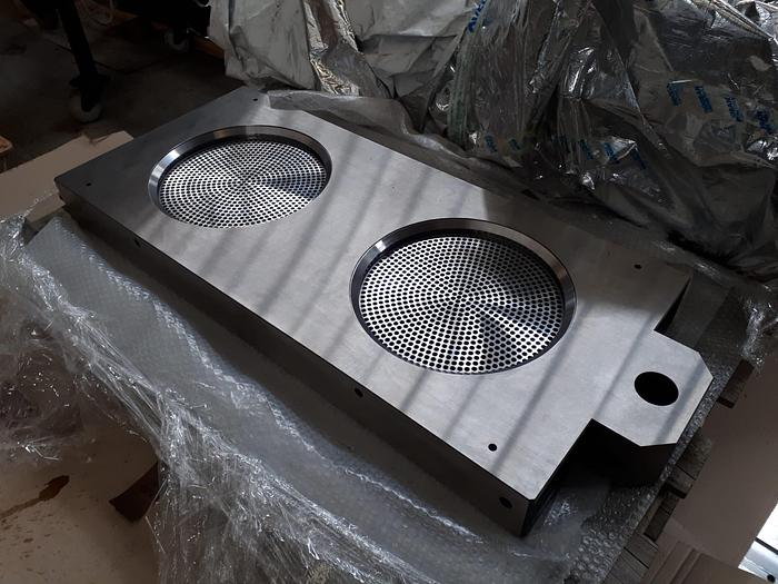 SEMI-AUTOMATIC SCREENCHANGERS Ø 30-400 mm.