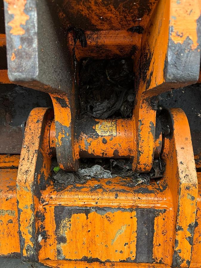 Used DOPPSTADT single shaft shredder DW 306 Ceron