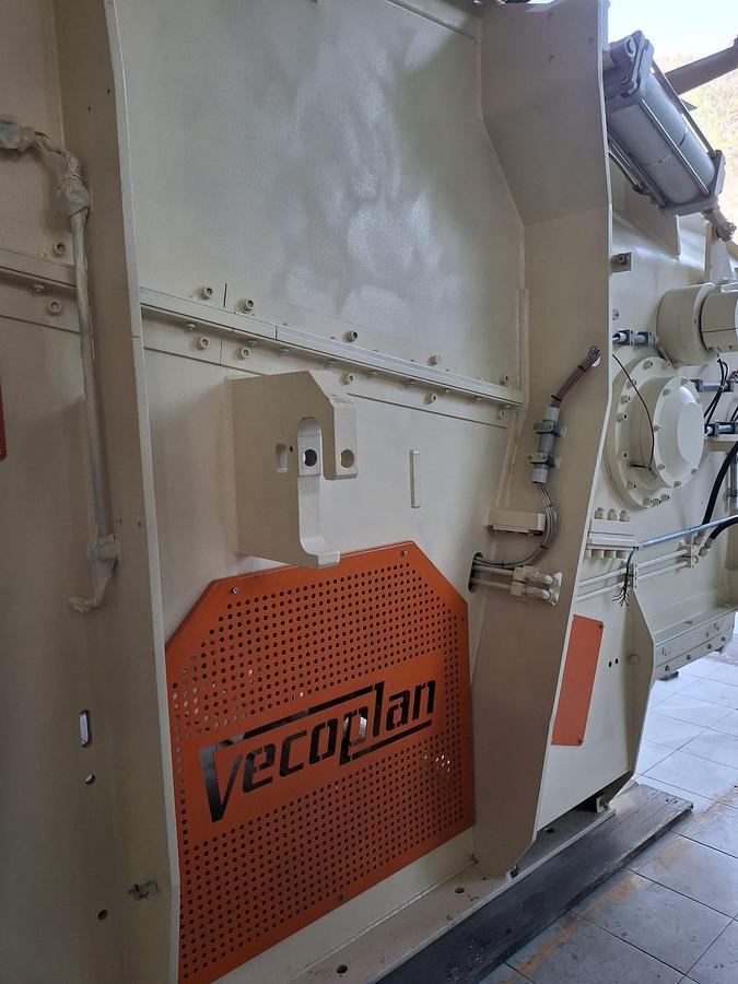 Refurbished vecoplan vaz 2500 HiTorque MNF-T 247 kw or 203 kw drive top ram reconditioned - Atex