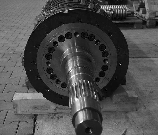 SINGLE SHAFT SHREDDER 600 mm.22 kw