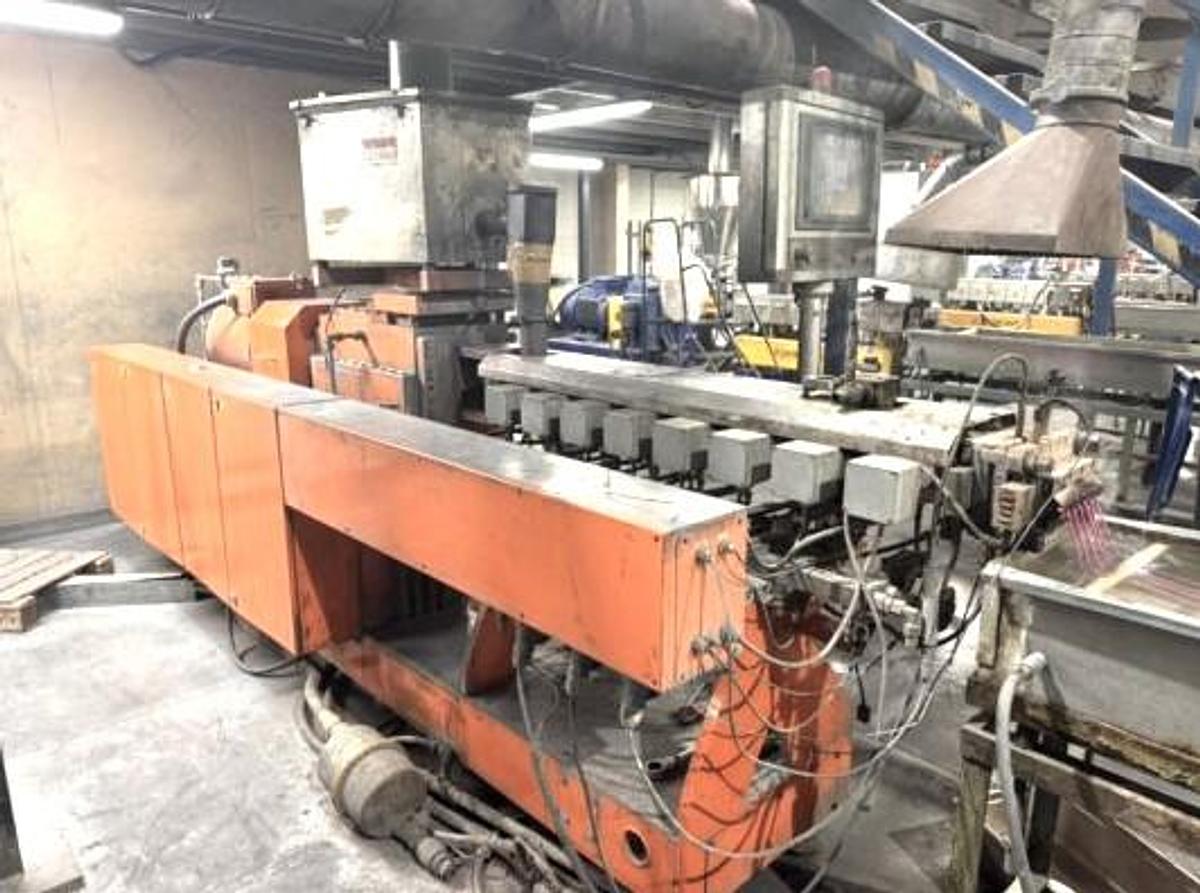 Refurbished LEISTRITZ Twin screw co-rotating extruder