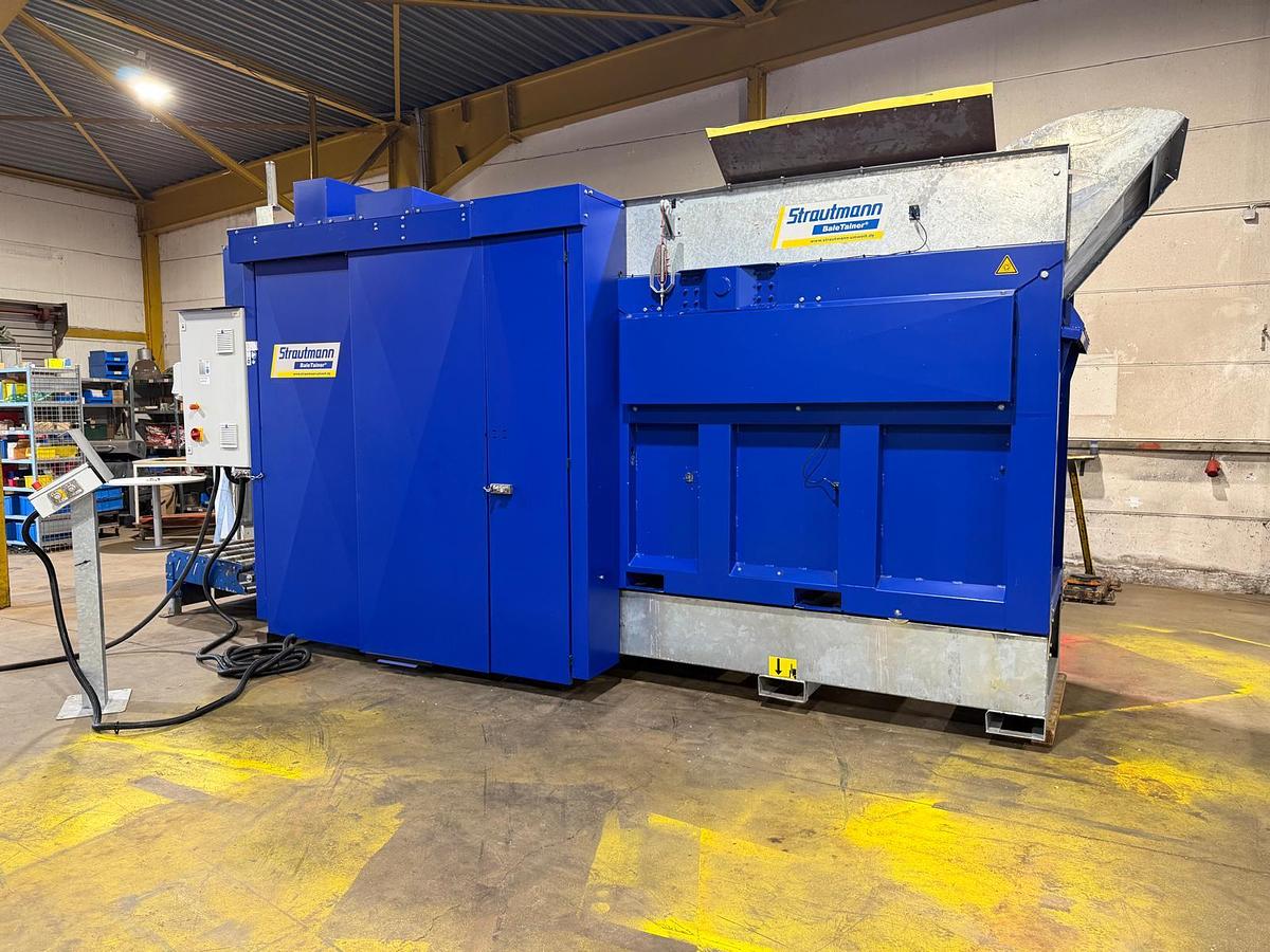 Used 2022 STRAUTMANN Baler BaleTainer