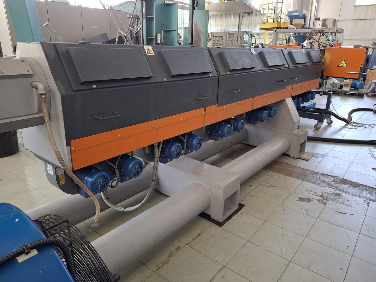 Used USED TECNOVA EXTRUSION LINE 130 mm.500-600 kg/h