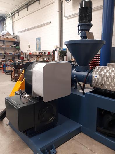 PREALPINA 105mm. 35 L/D