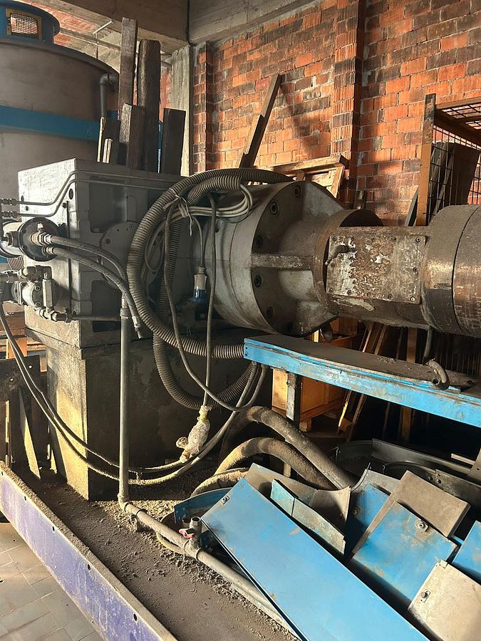 Refurbished extruder 160 mm. 50 LD 2x degassing with  energy saving IR heaters