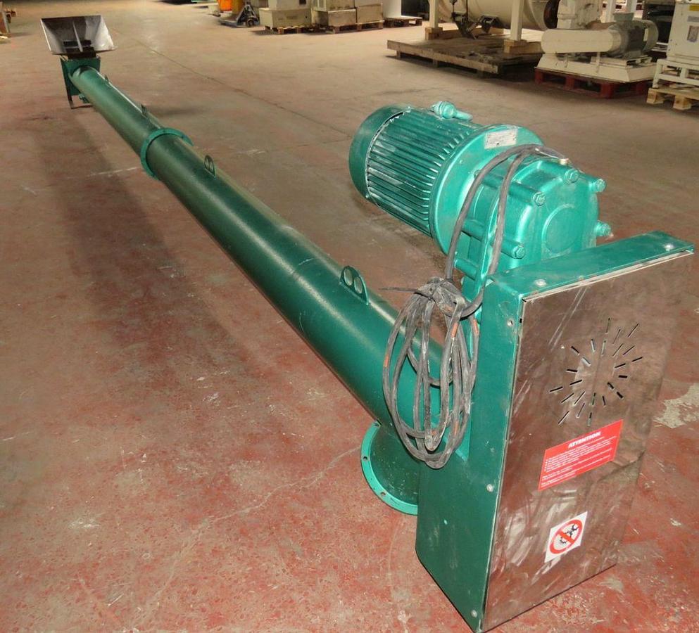 Used GERMANPLAST lifting auger for large regrinds