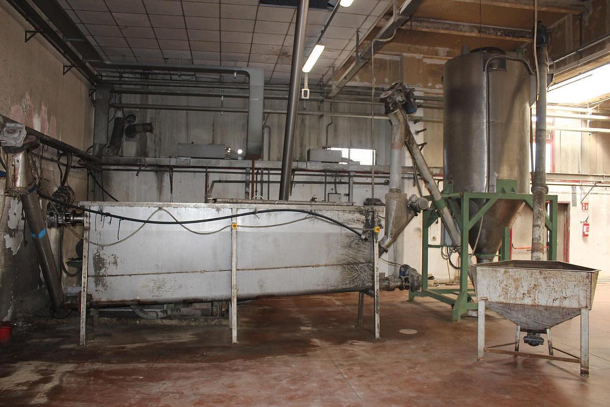 Used 2009 ITALIAN single screw washer for plastics