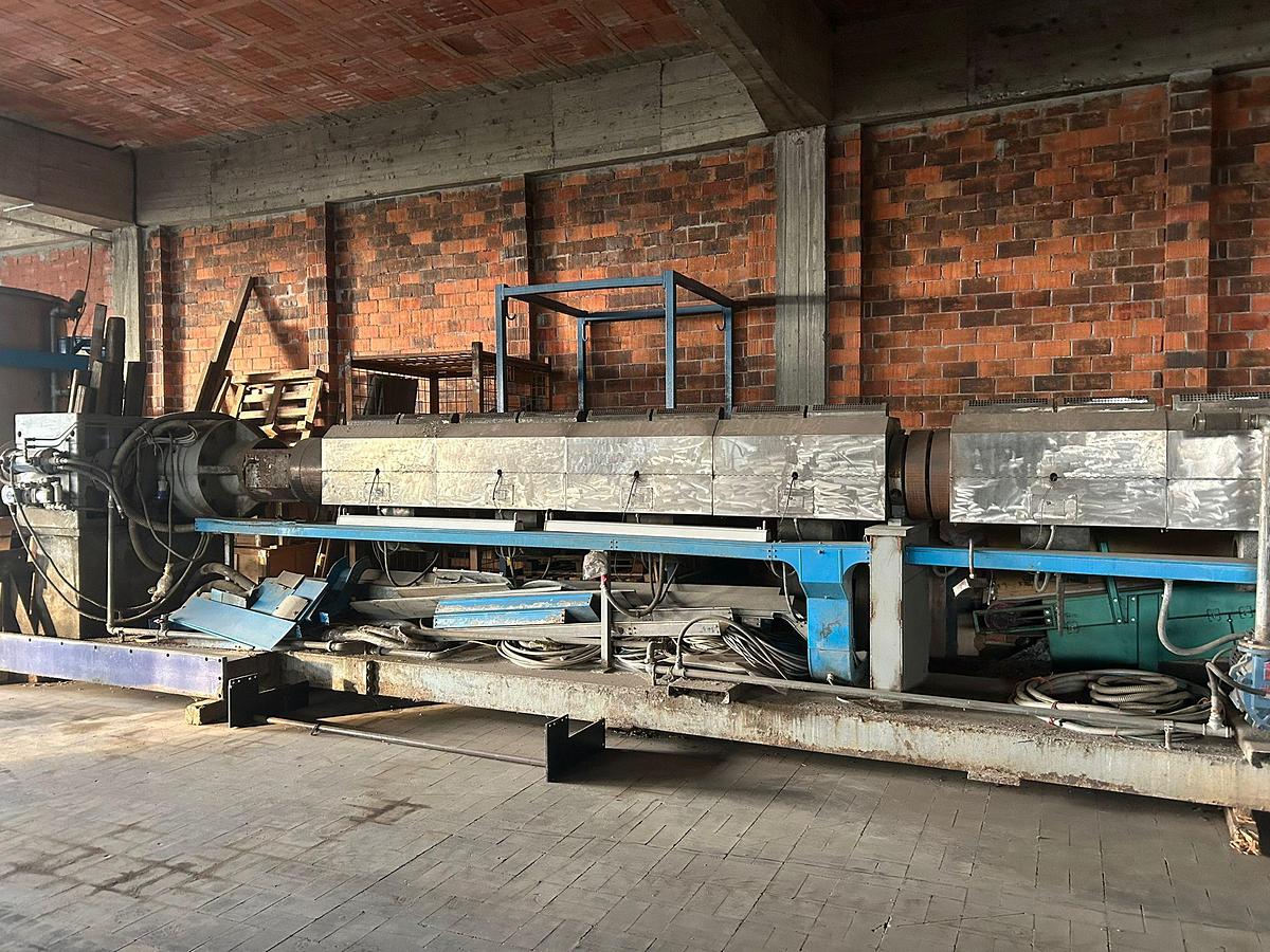 Refurbished extruder 160 mm. 50 LD 2x degassing with  energy saving IR heaters