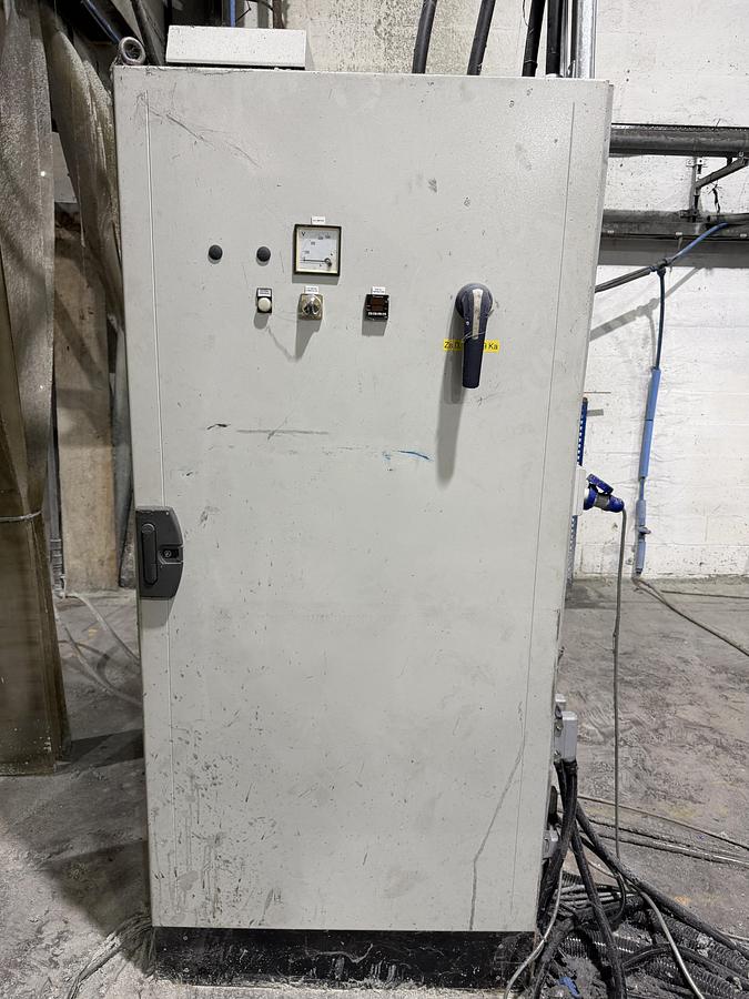 Used 2006 COSTARELLI 1300 mm agglomerator complete with loading belt and collection hopper