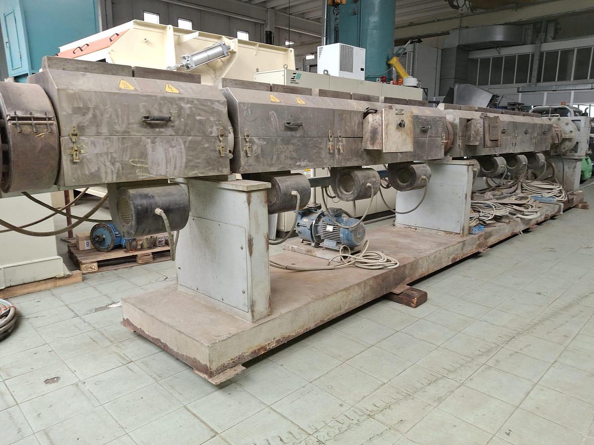 Refurbished extruder 160 mm. 50 LD 2x degassing with  energy saving IR heaters