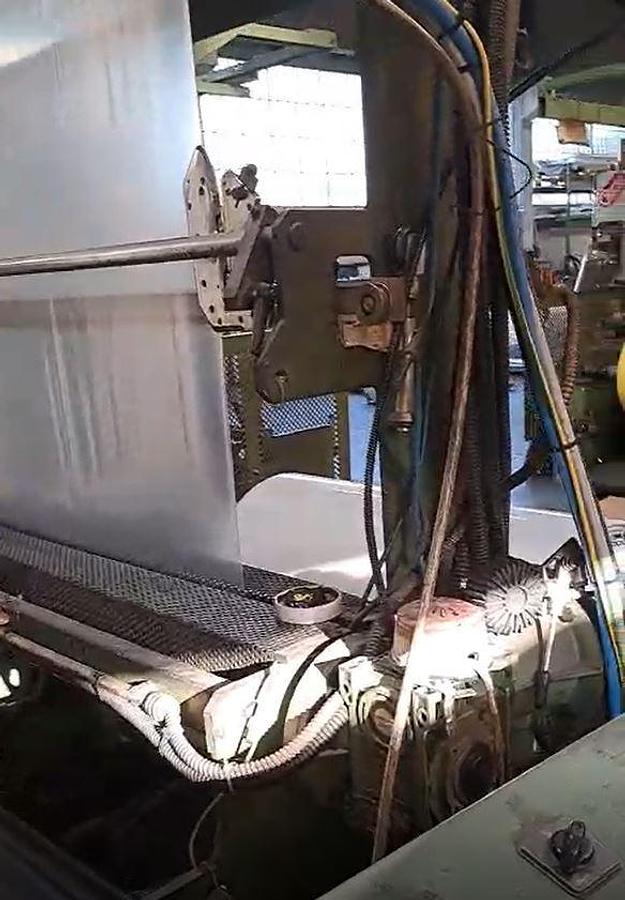 Used TECOM 65 mm. screw 1600 mm.