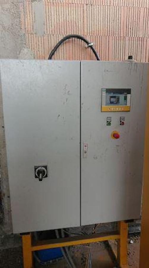 Used UNTHA single shaft shredder QR 1400 1 x 55 kW